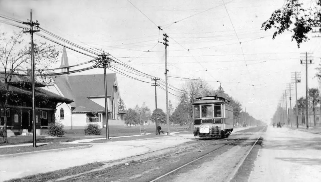 Highland Park Street Car